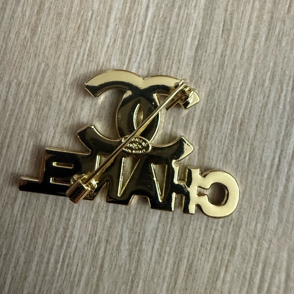 New upcycled Chanel Gold Crystal Brooch - Picture 2 of 2